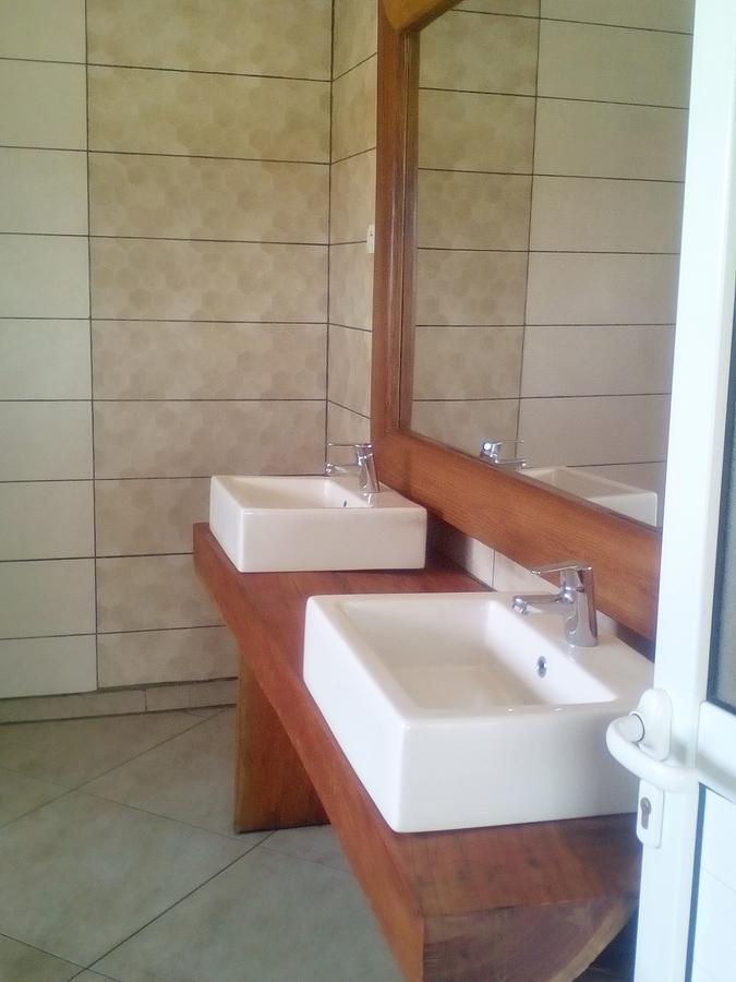 Bed and Breakfast Sahamalaza Ivato  Exterior foto